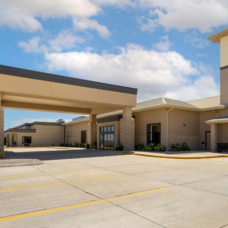 Best Western Plus North Platte Inn & Suites Exterior photo