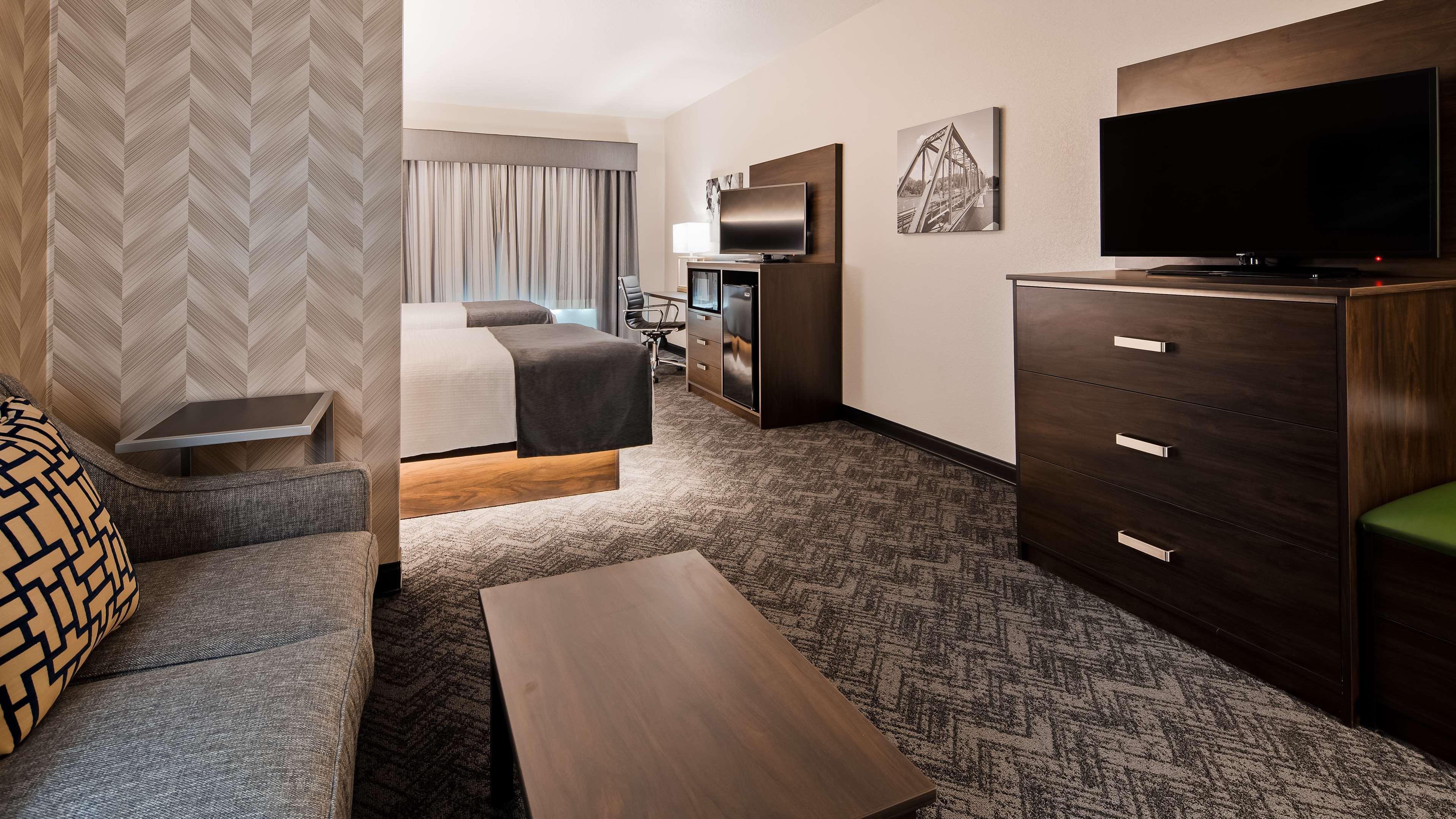 Best Western Plus North Platte Inn & Suites Exterior photo