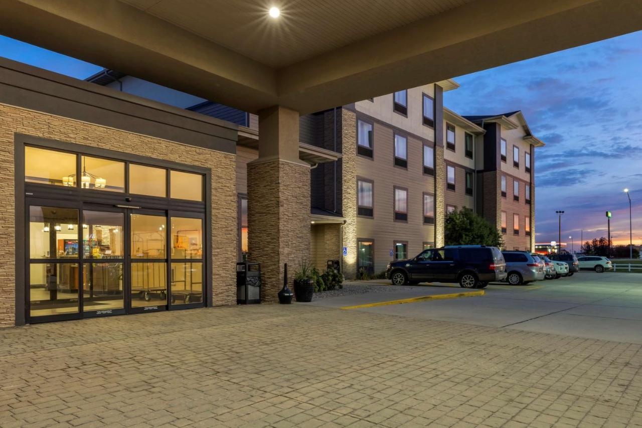 Best Western Plus North Platte Inn & Suites Exterior photo