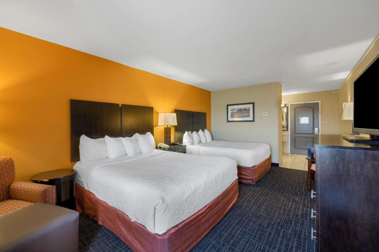 Best Western Plus North Platte Inn & Suites Exterior photo